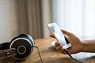 解谜冒险游戏《无彩世界2》推出试玩Demo 正式版计划于明年发售